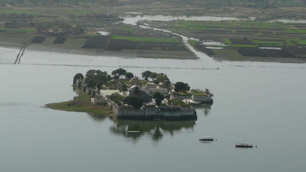 Overview of Jag Mandir