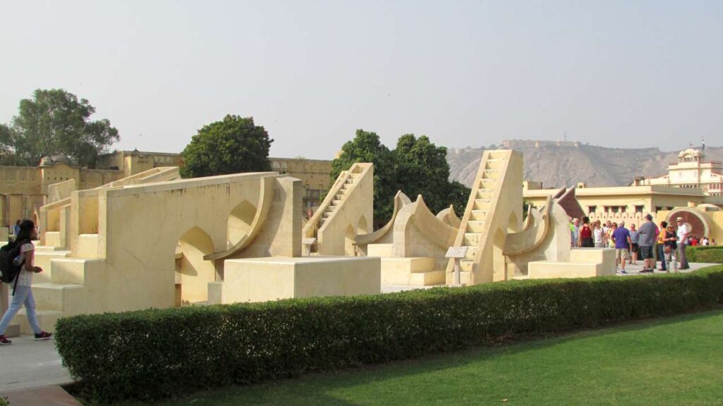 Overview of Jantar Mantar Jaipur